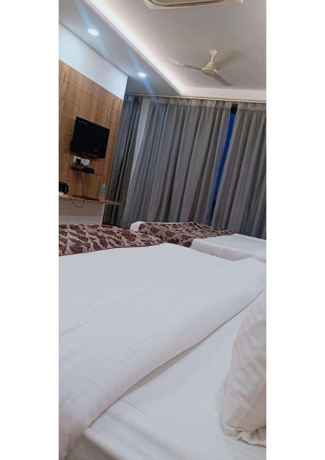 Hotel The Celestial Park, Bhopal Esterno foto