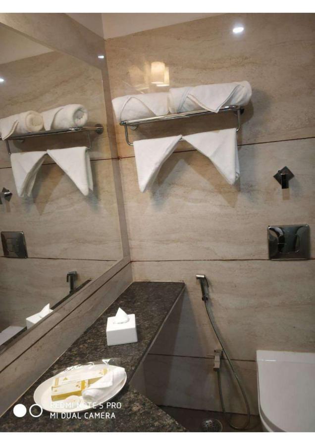 Hotel The Celestial Park, Bhopal Esterno foto