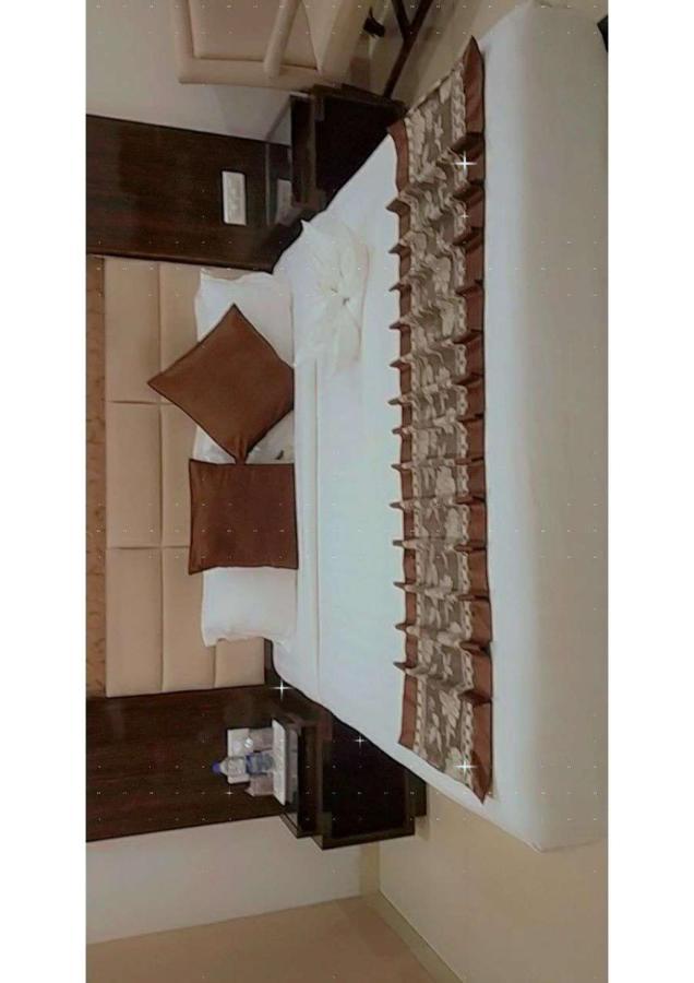 Hotel The Celestial Park, Bhopal Esterno foto